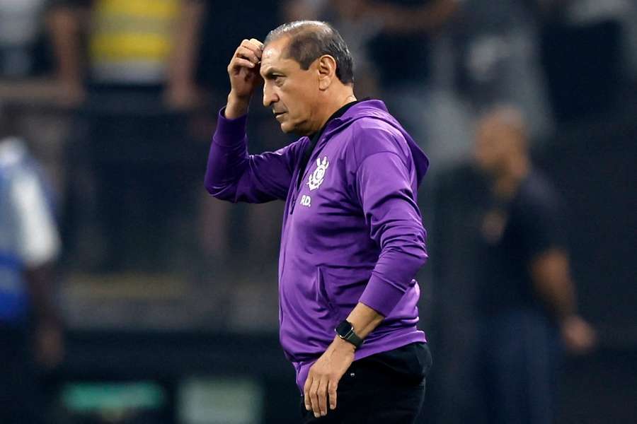 Ramón Díaz, treinador do Corinthians