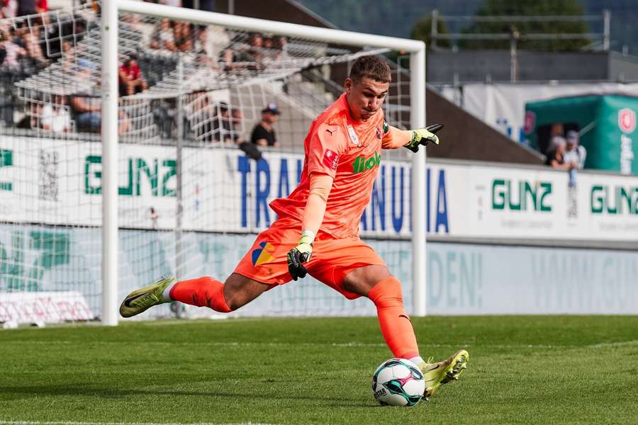 Adam Stejskal přestoupil v šestnácti letech z Brna do Salzburgu. Adam Stejskal přestoupil v šestnácti letech z Brna do Salzburgu.