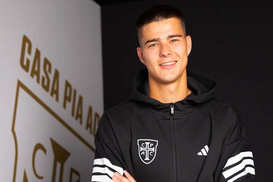 Ivan Mandic, novo guarda-redes do Casa Pia