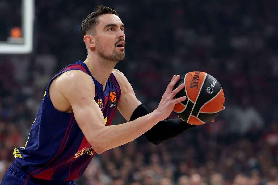 Satoranský proti Crvene zvezdě získal dva body.