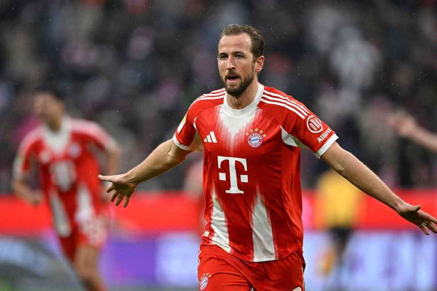 Harry Kane chegou aos 28 gols na Bundesliga Harry Kane chegou aos 28 gols na Bundesliga