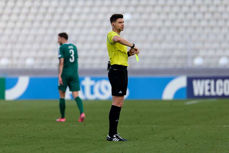 Arbitrajul românesc, prezent în play-off-ul Europa League și Conference League 2025-2026