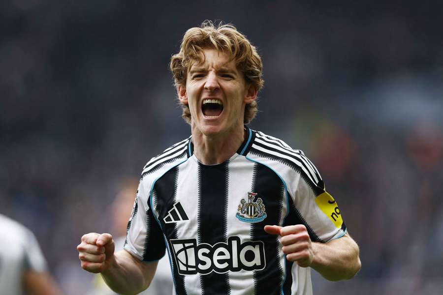 Arsenal and Bayern Munich admire Gordon