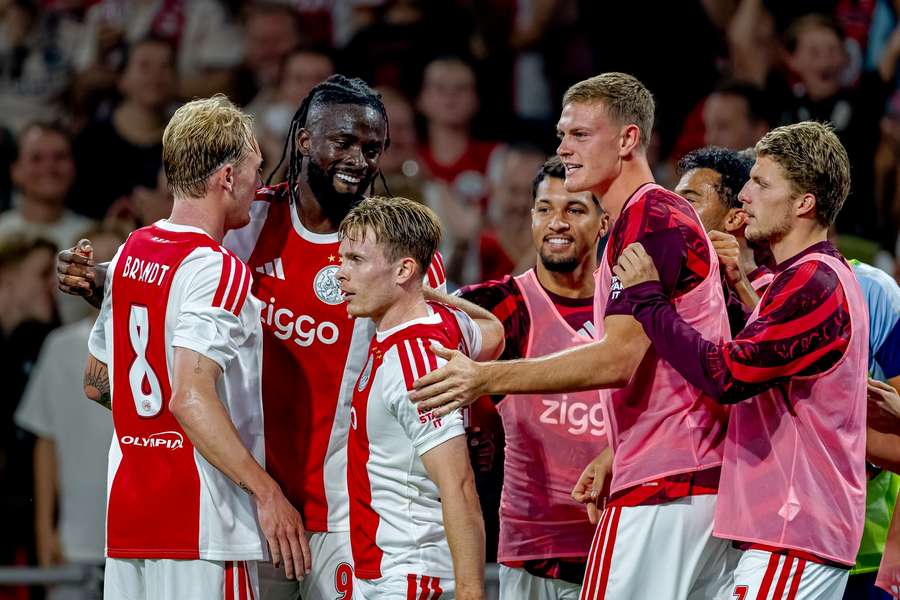 Ajax celebrate Tolu's goal against Sion