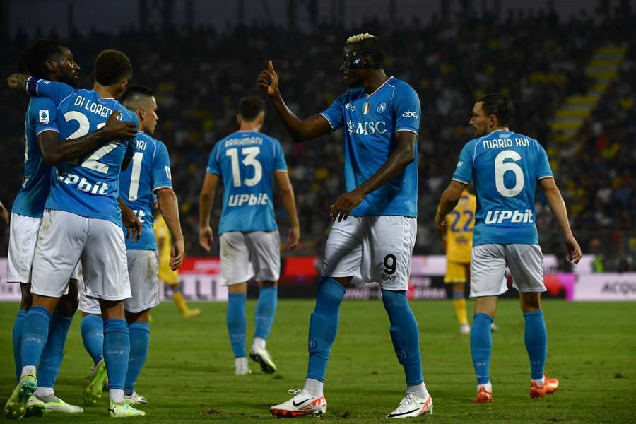 Napoli a câștigat la debut
