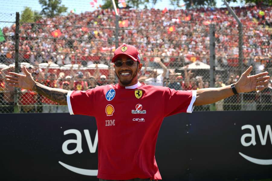 Lewis Hamilton said it was reminiscent of watching a race with Michael Schumacher