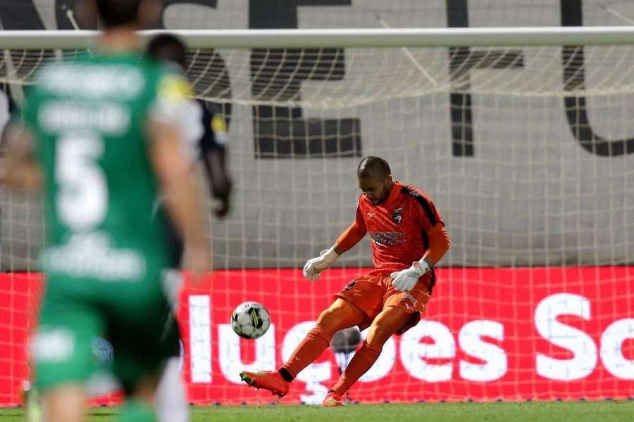 Nakamura é o titular do Portimonense