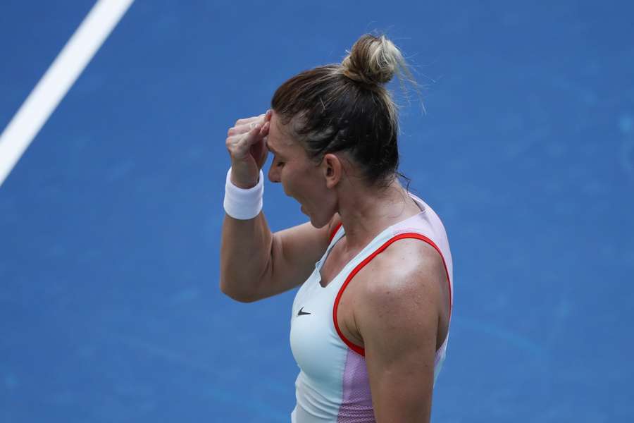 Ana-Maria Popescu o susține pe Simona Halep