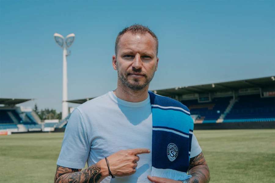 Michal Kadlec se vrací do Slovácka Michal Kadlec se vrací do Slovácka