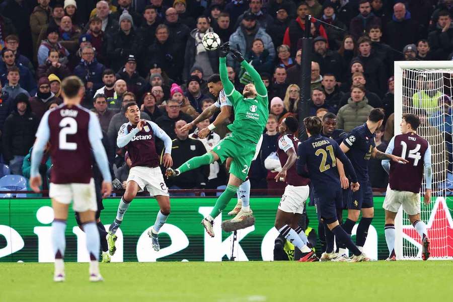 Morgan Rogers' goal for Aston Villa was ruled out after a foul on Juventus goalkeeper Michele Di Gregorio
