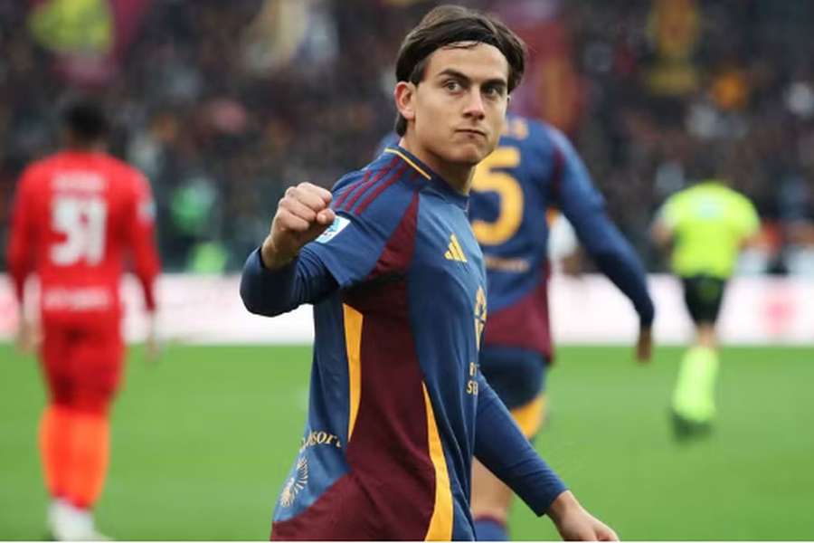 Dybala marcou dois no triunfo da Roma
