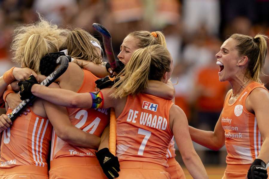 Hockeyvrouwen winnen Pro League na nipte zege op Duitsland