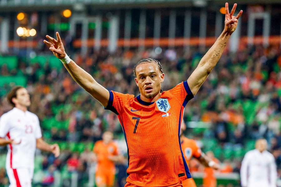 Barcelona turn to Xavi Simons after Nico Williams snub