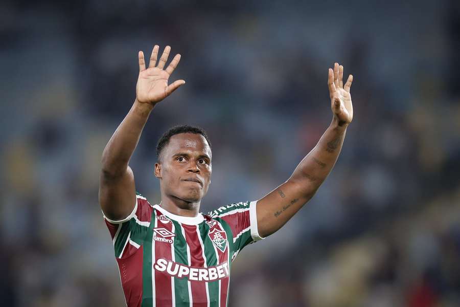Arias se despediu do Fluminense na derrota para o Cruzeiro