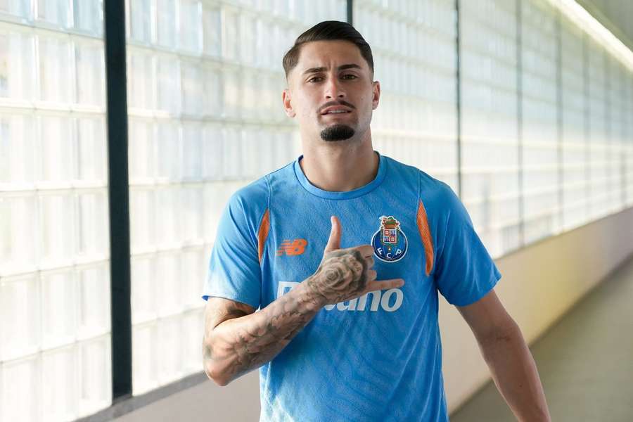 Borja Sainz com as cores do FC Porto