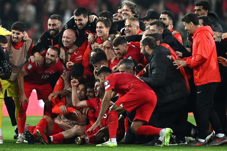 Die Türkei hat sich am Sonntag offiziell für die EM 2024 qualifiziert.