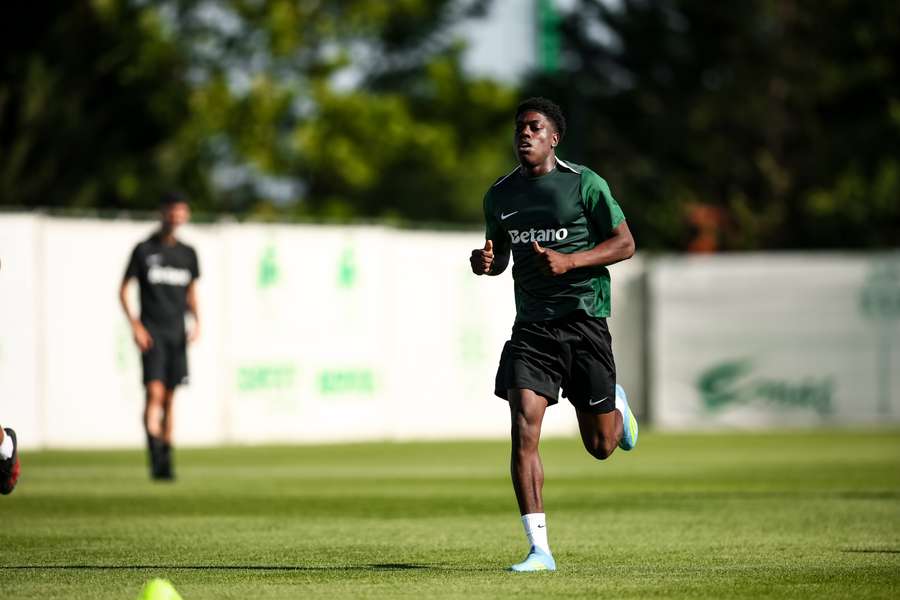 Sporting inicia trabalhos de pré-temporada Sporting inicia trabalhos de pré-temporada