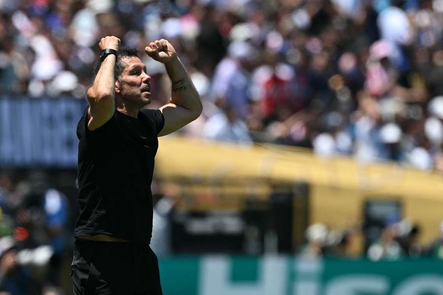 Simeone nemohl být po zápase s PSG spokojený.