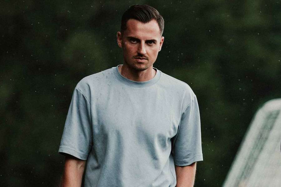 Maximilian Lüftl wechselt aus Hannover zu Schalke 04. Maximilian Lüftl wechselt aus Hannover zu Schalke 04.