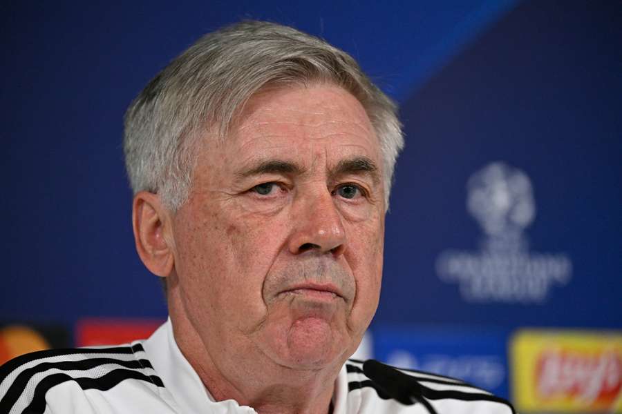 Ancelotti confirmou a presença de Modric no time titular contra o Manchester City