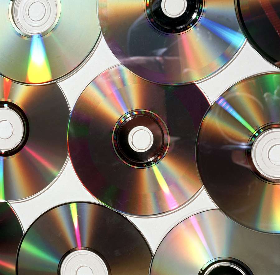 Os CDs eram o modo predominante de ouvir música em 2006 Os CDs eram o modo predominante de ouvir música em 2006