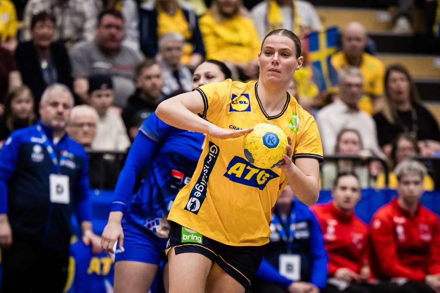Naționala României de handbal feminin, învinsă la un gol de Suedia, într-un meci amical