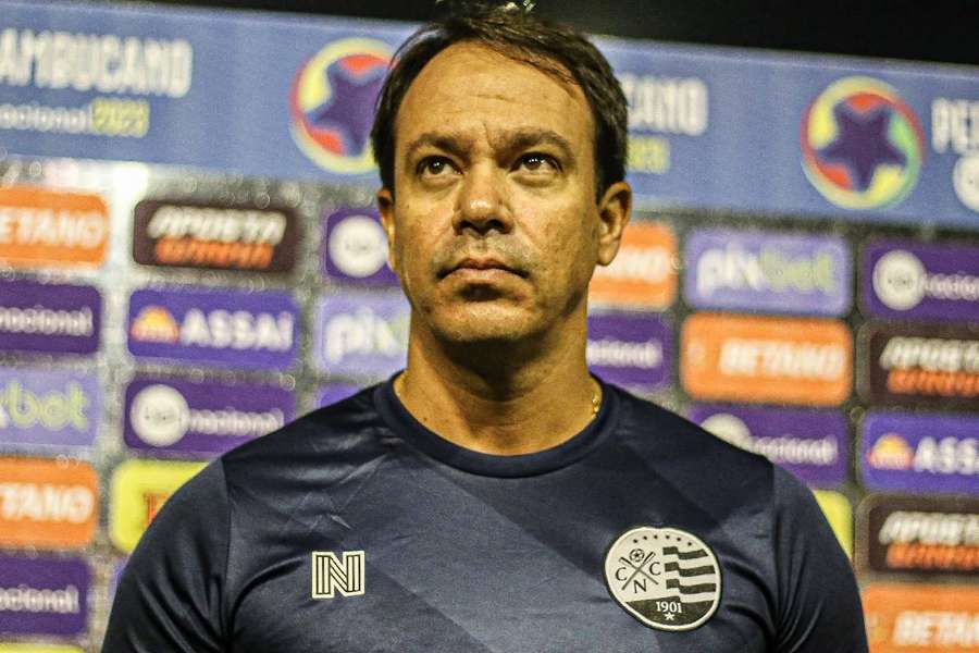 Dado Cavalcanti deixa o comando técnico do Náutico