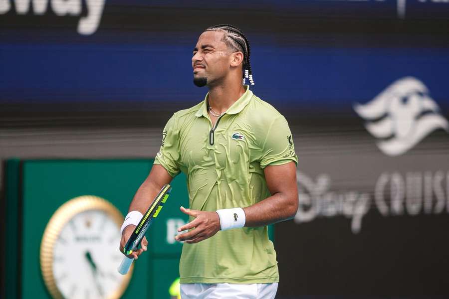 Fils si nakonec finále v Miami nezahraje. Fils si nakonec finále v Miami nezahraje.