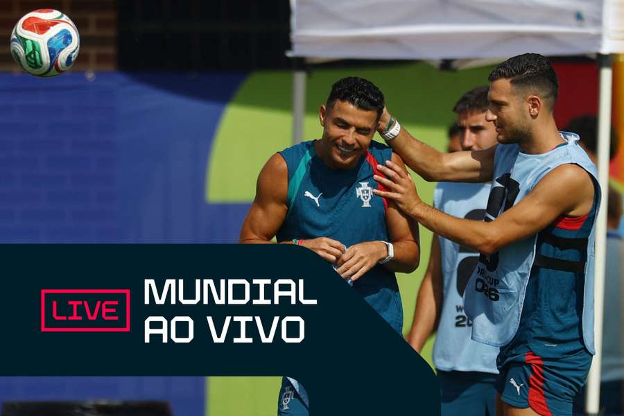 Cristiano Ronaldo e Diogo Dalot no treino de Portugal Cristiano Ronaldo e Diogo Dalot no treino de Portugal