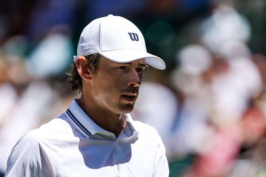 Alex de Minaur po porážce ve Wimbledonu neskrýval obrovské zklamání.