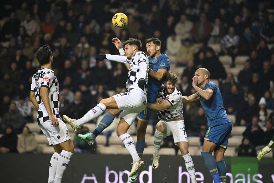 Boavista travou FC Porto no Estádio do Bessa