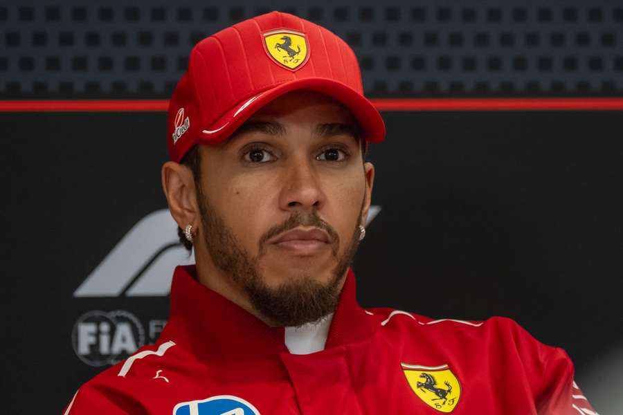 Lewis Hamilton, piloto de Ferrari Lewis Hamilton, piloto de Ferrari