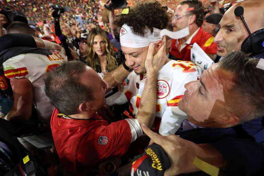 Mahomes tem cinco temporadas como titular e dois anéis de Super Bowl