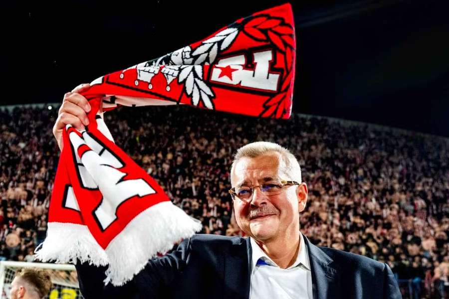 Jaroslav Tvrdík v Olomouci slavil titul přímo na hrací ploše.