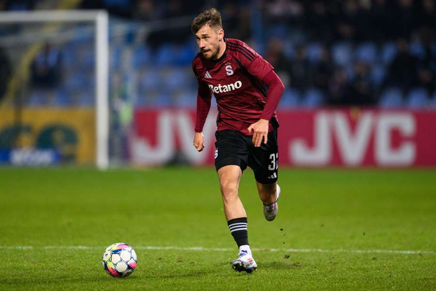 Matěj Ryneš Spartě k výhře v Aktobe nepomohl.