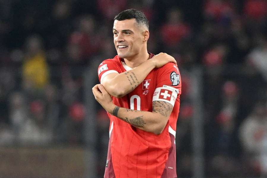 Granit Xhaka com a camisola da seleção helvética Granit Xhaka com a camisola da seleção helvética