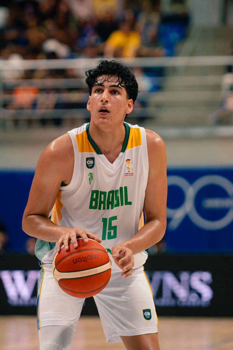 Wini Silva terminou a partida com 14 pontos e cinco rebotes Wini Silva terminou a partida com 14 pontos e cinco rebotes