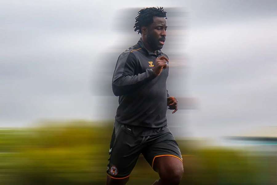 Wilfried Bony pode rumar ao Estrela da Amadora