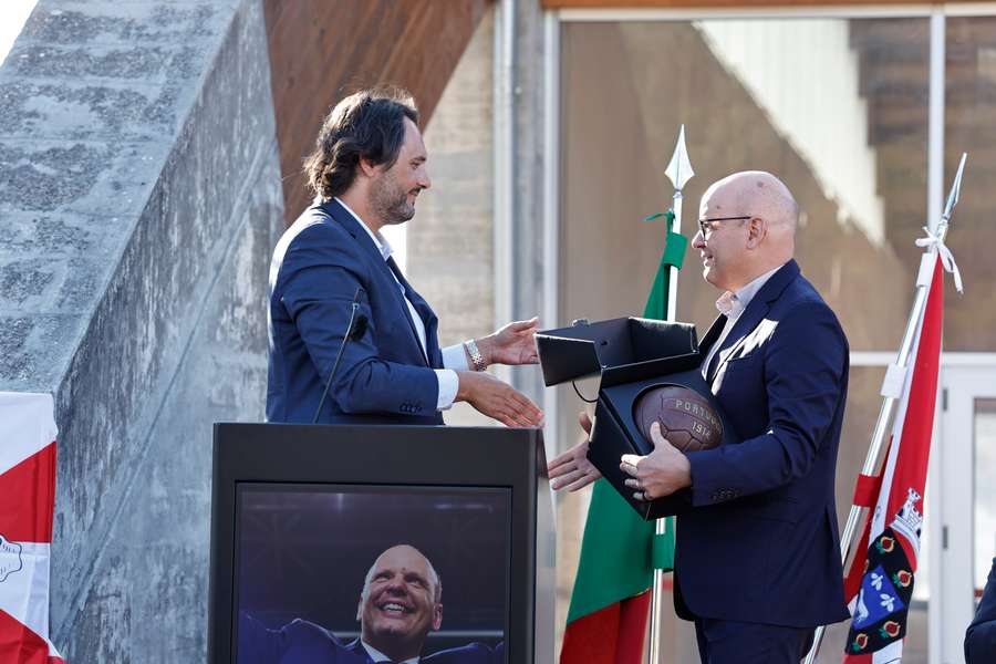 A homenagem a Jorge Braz A homenagem a Jorge Braz