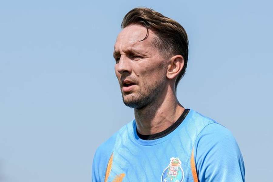 Luuk de Jong, avançado neerlandês de 35 anos do FC Porto