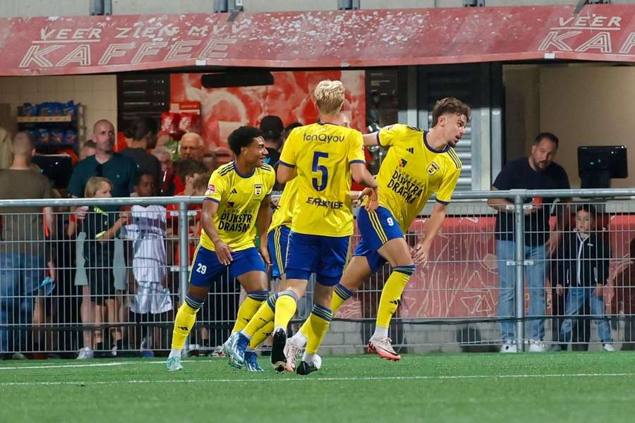 Cambuur won de eerste wedstrijd met 0-1 bij MVV