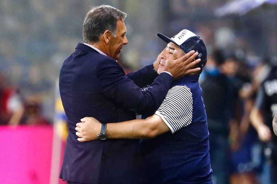Russo y Maradona 