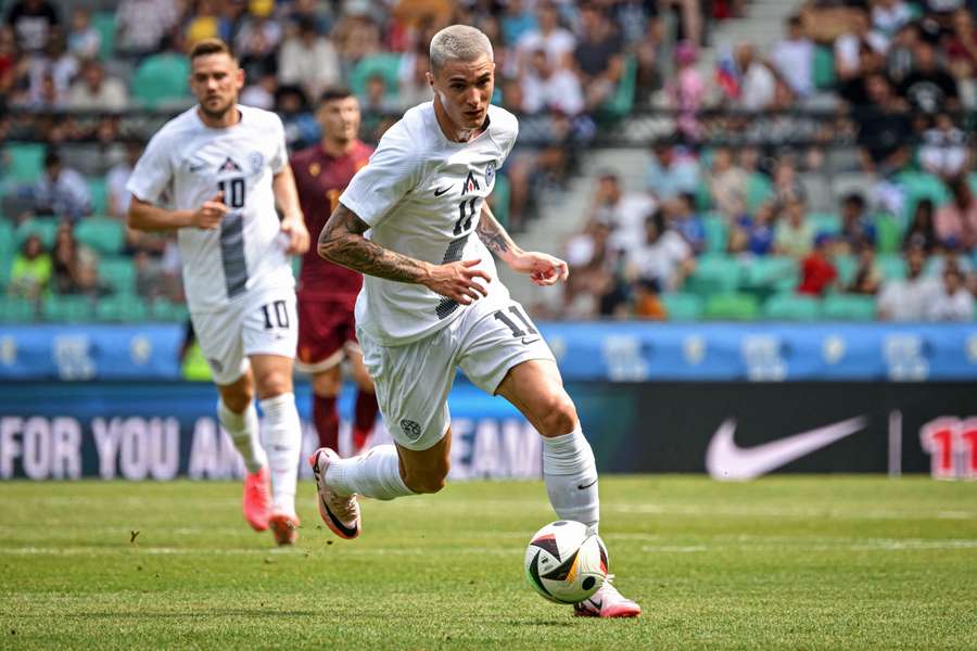 Benjamin Sesko on the ball for Slovenia in recent friendly against Bulgaria 