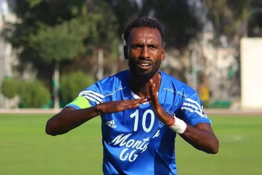 Suleiman Al-Obeid marcou mais de 100 gols ao longo de sua longa carreira