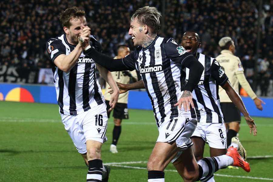 PAOK-ul lui Răzvan Lucescu urcă pe loc de play-off în UEL după ce a zdrobit-o pe Ferencvaros