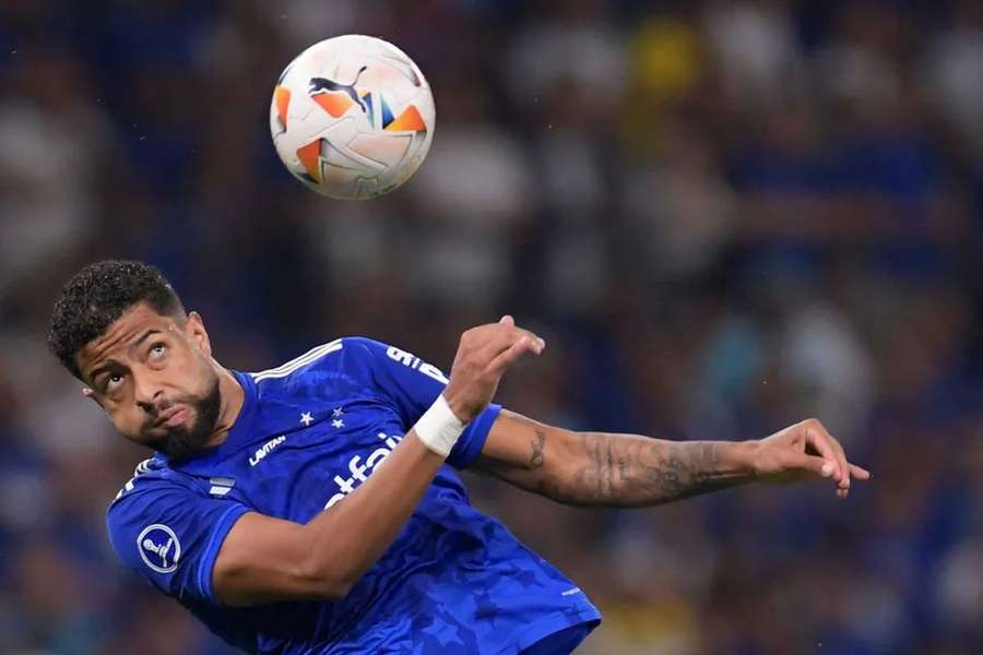 João Marcelo assinou com o Cruzeiro em definitivo até dezembro de 2028