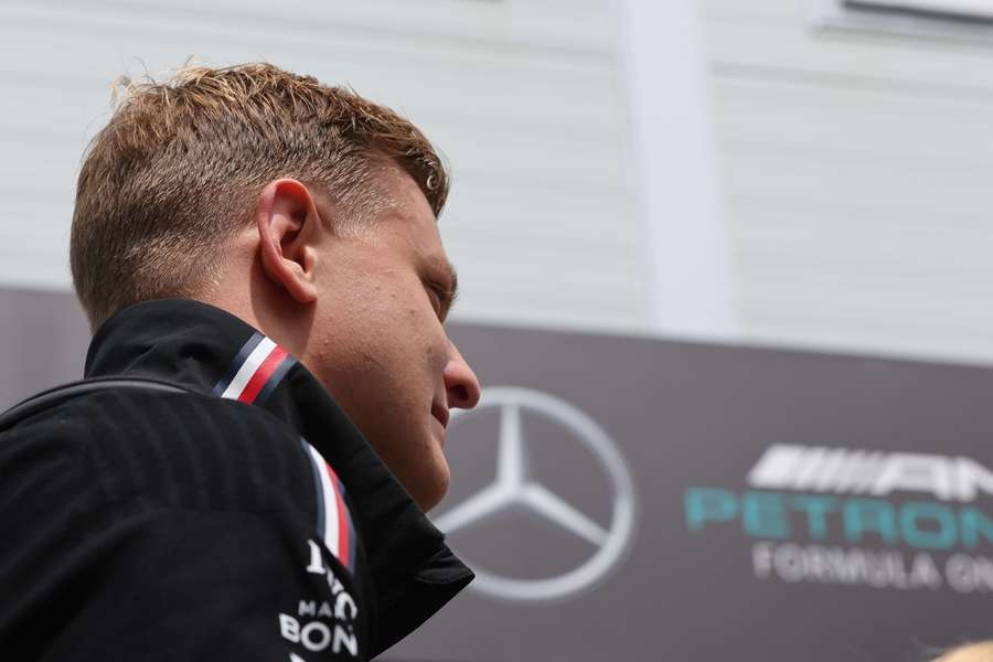 Mick Schumacher rijdt volgende week voor het eerst in Mercedes bij bandentest