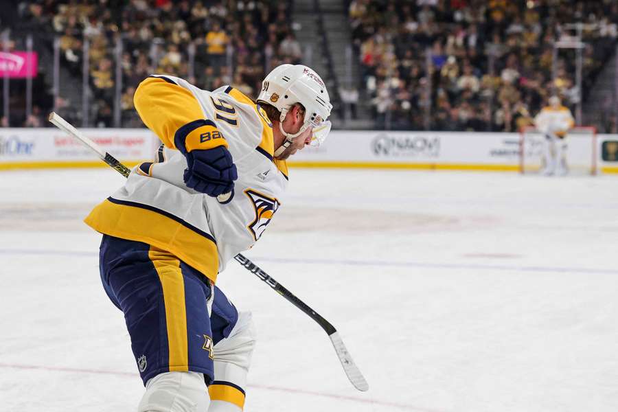 Steven Stamkos scored his 600th goal in the NHL as part of a Nashville Predators win on Wednesday.