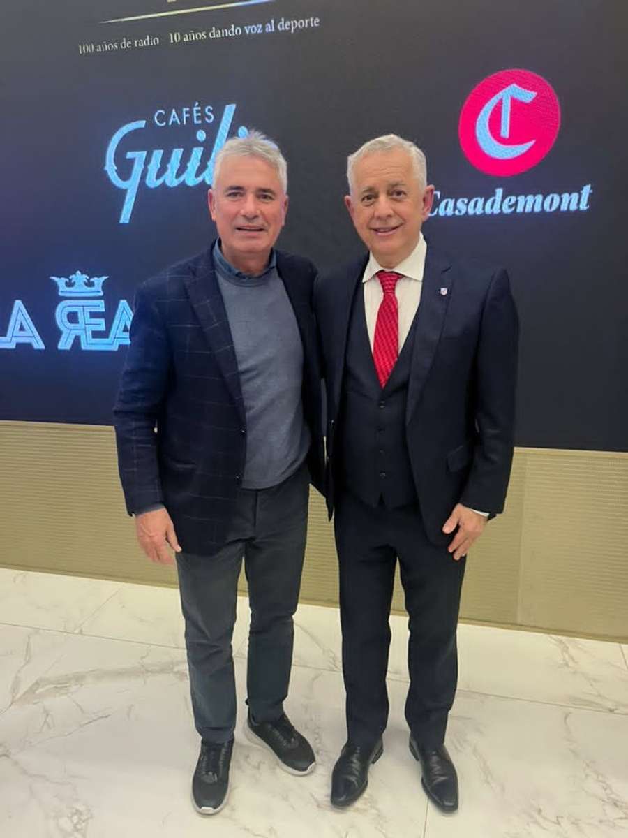 Manolo Sánchez, en un acto de Casademont Manolo Sánchez, en un acto de Casademont