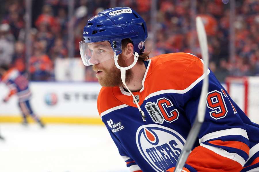 McDavid bude i nadále pokračovat v Edmontonu.